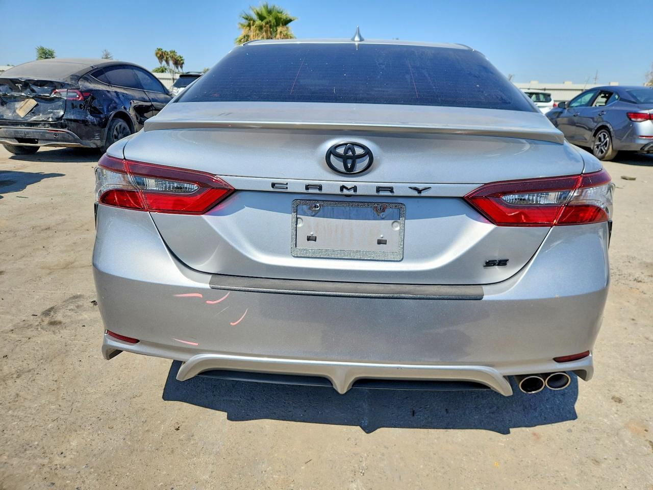 2023 Toyota Camry Se - Фото 6