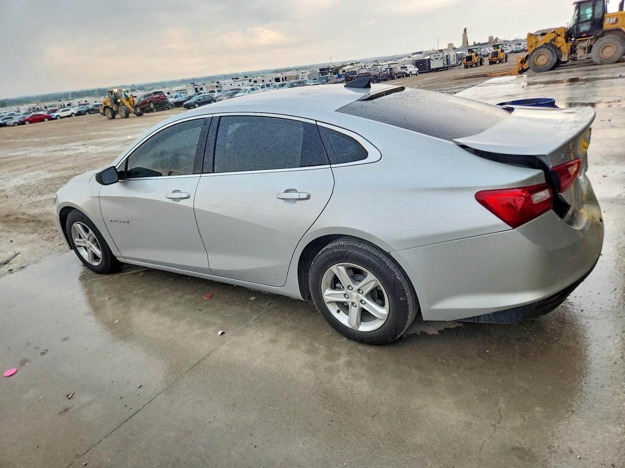2019 Chevrolet Malibu Ls - Фото 2
