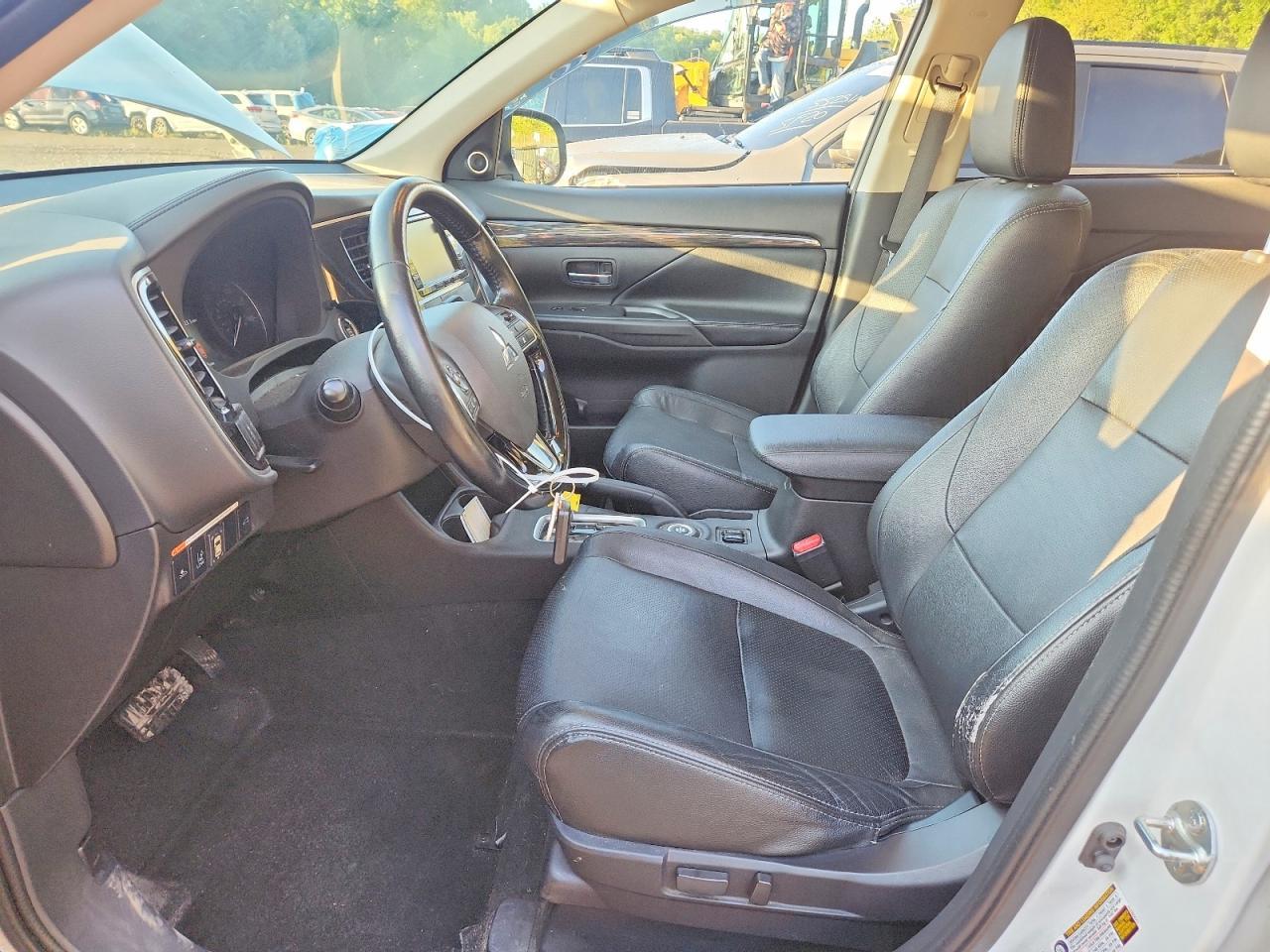 2016 Mitsubishi Outlander Se - Фото 7