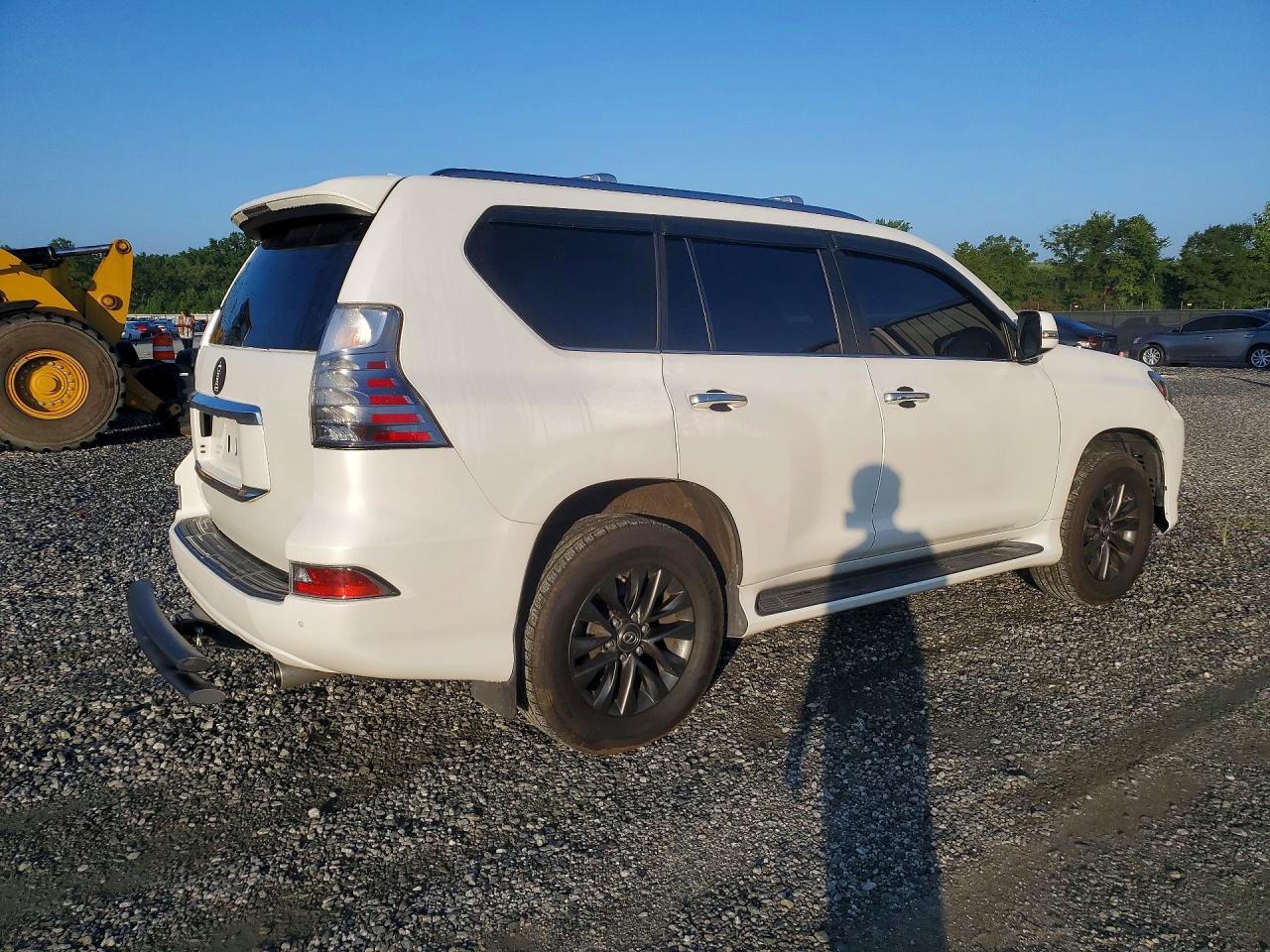 2020 Lexus Gx 460 Base - Image 3