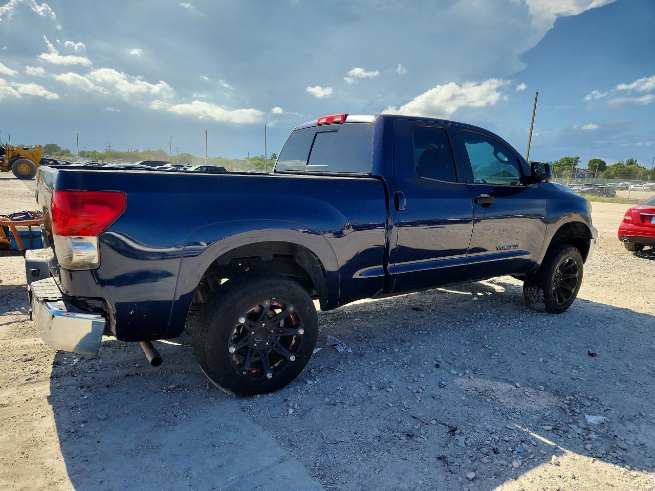 2012 Toyota Tundra Double Cab Sr5 - Image 3