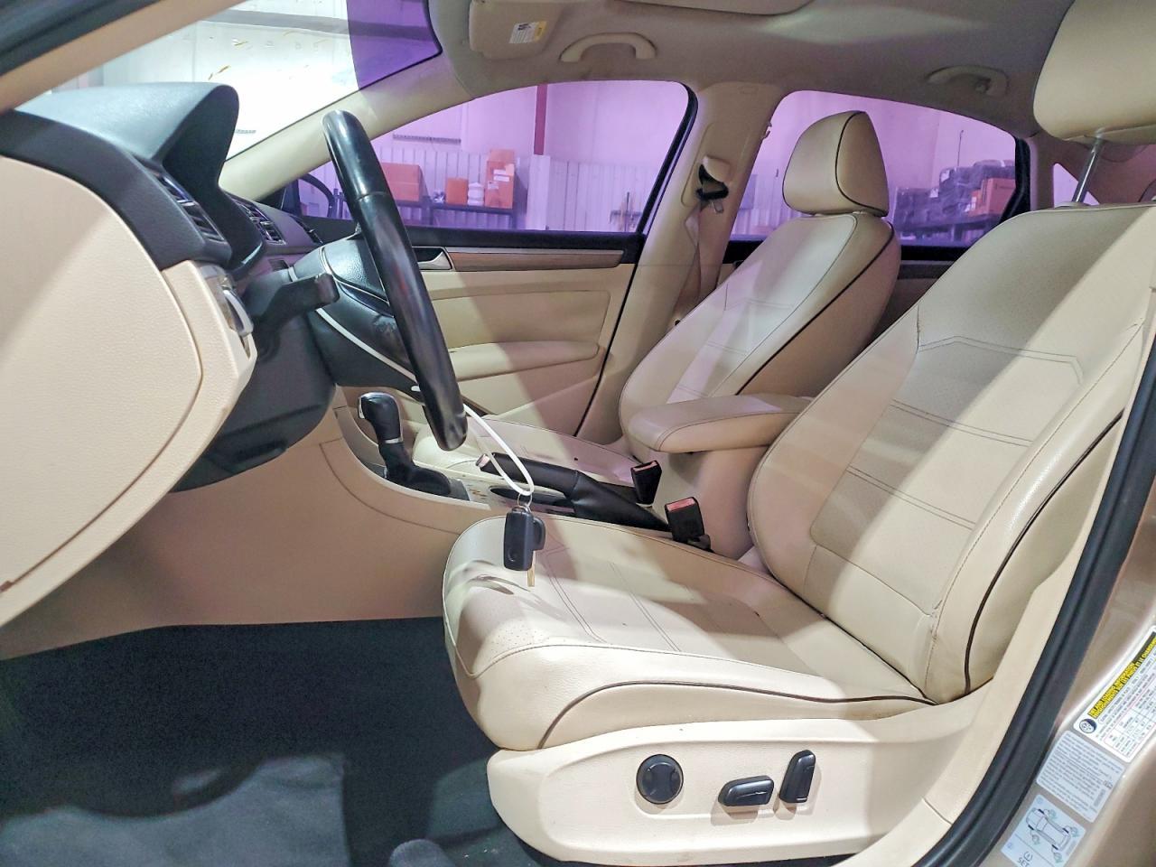2016 Volkswagen Passat Se - Фото 7