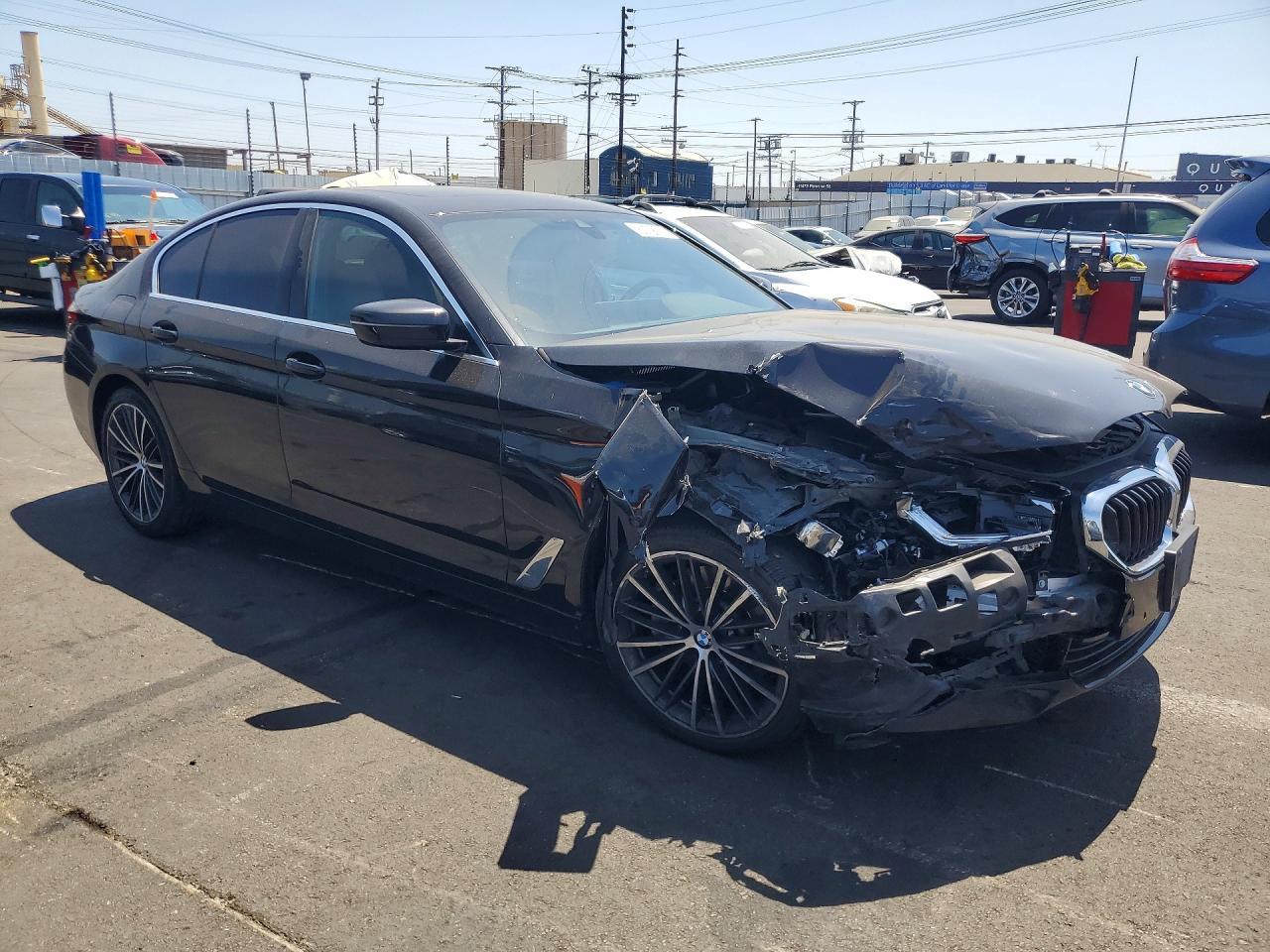 2023 BMW 530 I - Фото 4