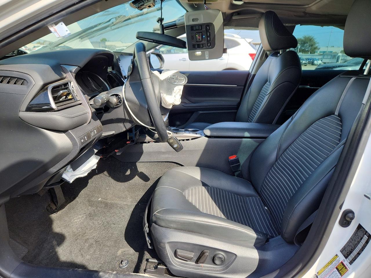 2024 Toyota Camry Hybrid Se - Фото 7