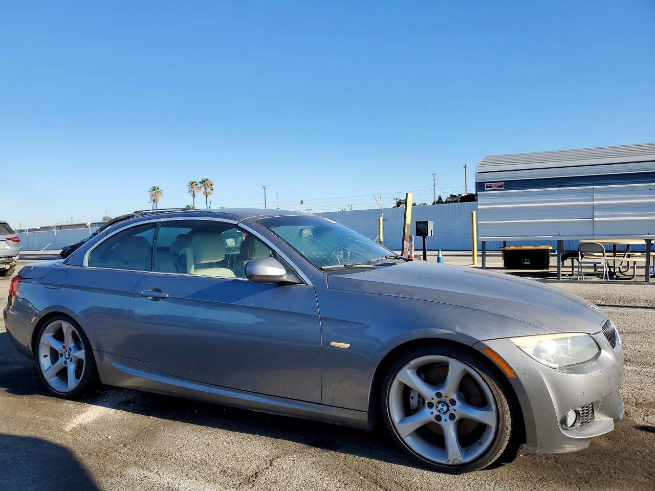 2011 BMW 335 I - Фото 4