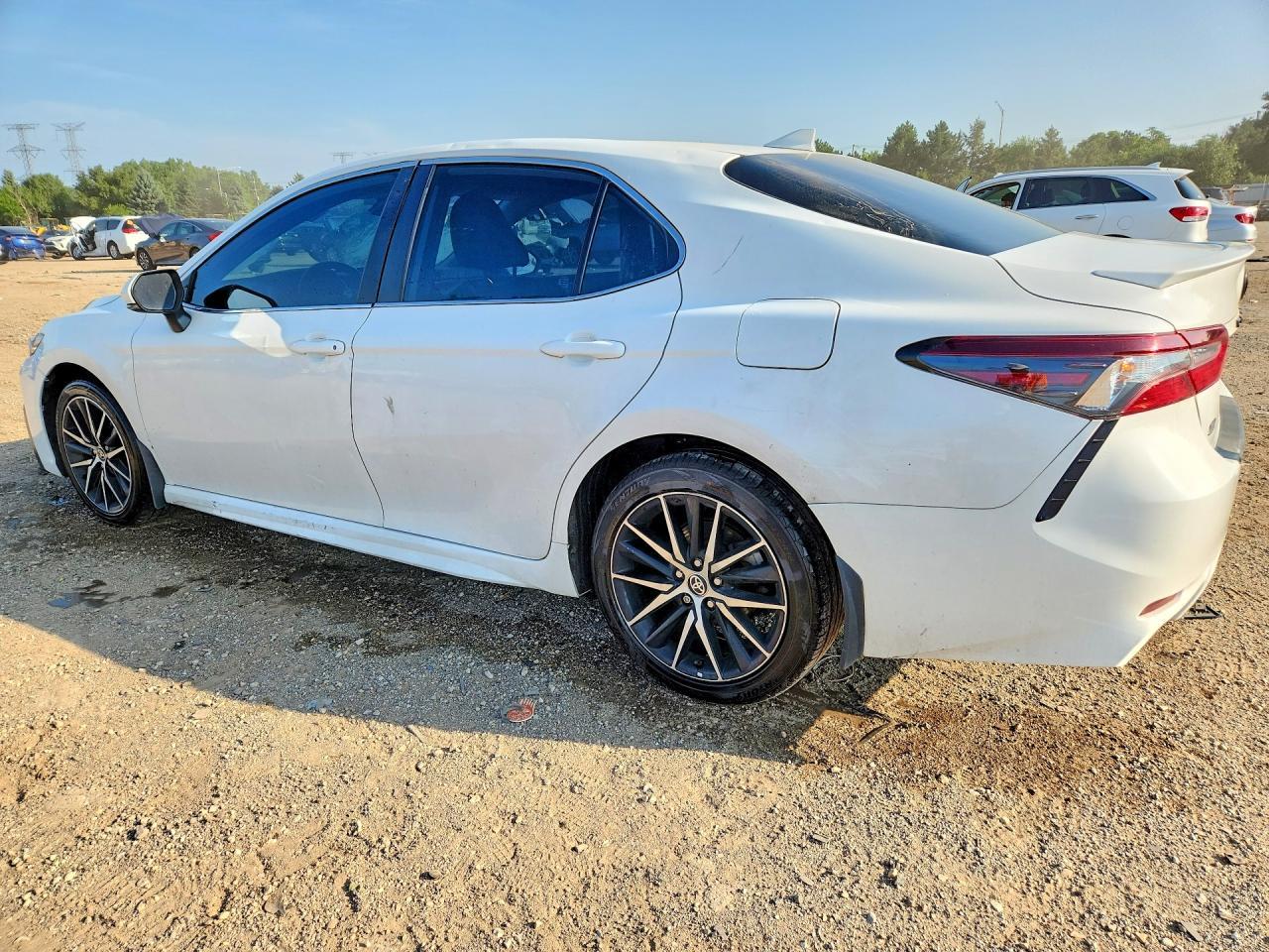2023 Toyota Camry Se - Фото 2