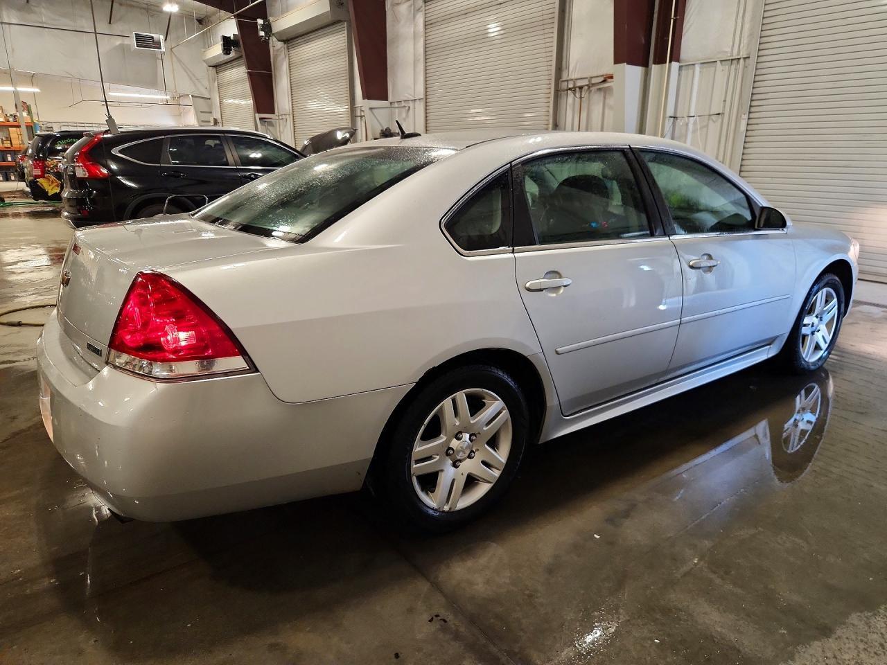 2013 Chevrolet Impala Lt - Image 3