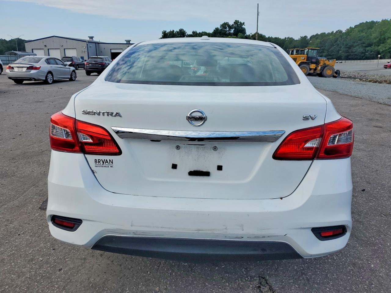 2018 Nissan Sentra Sv - Фото 6