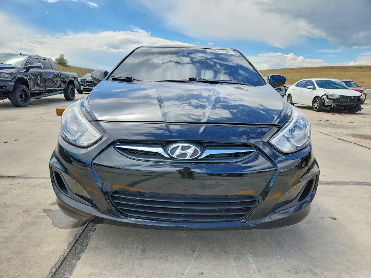 2016 Hyundai Accent - Image 5