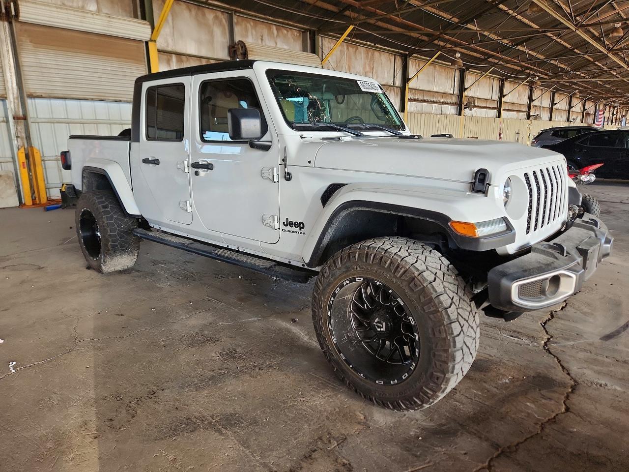 2022 Jeep Gladiator Sport - Image 4