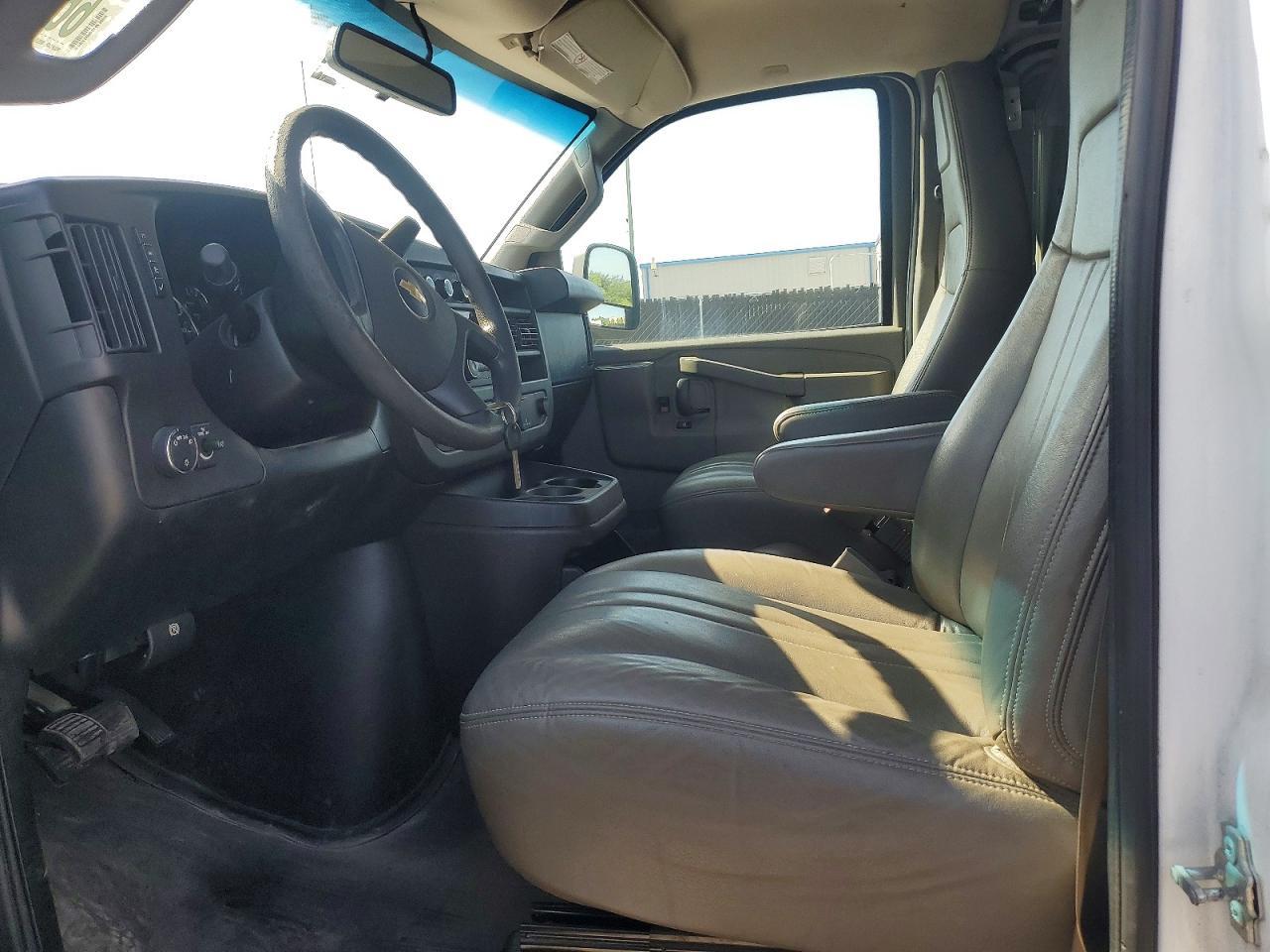 2019 Chevrolet Express G2500 - Фото 7