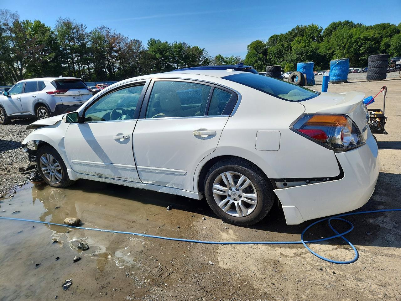 2012 Nissan Altima 2.5 - Фото 2
