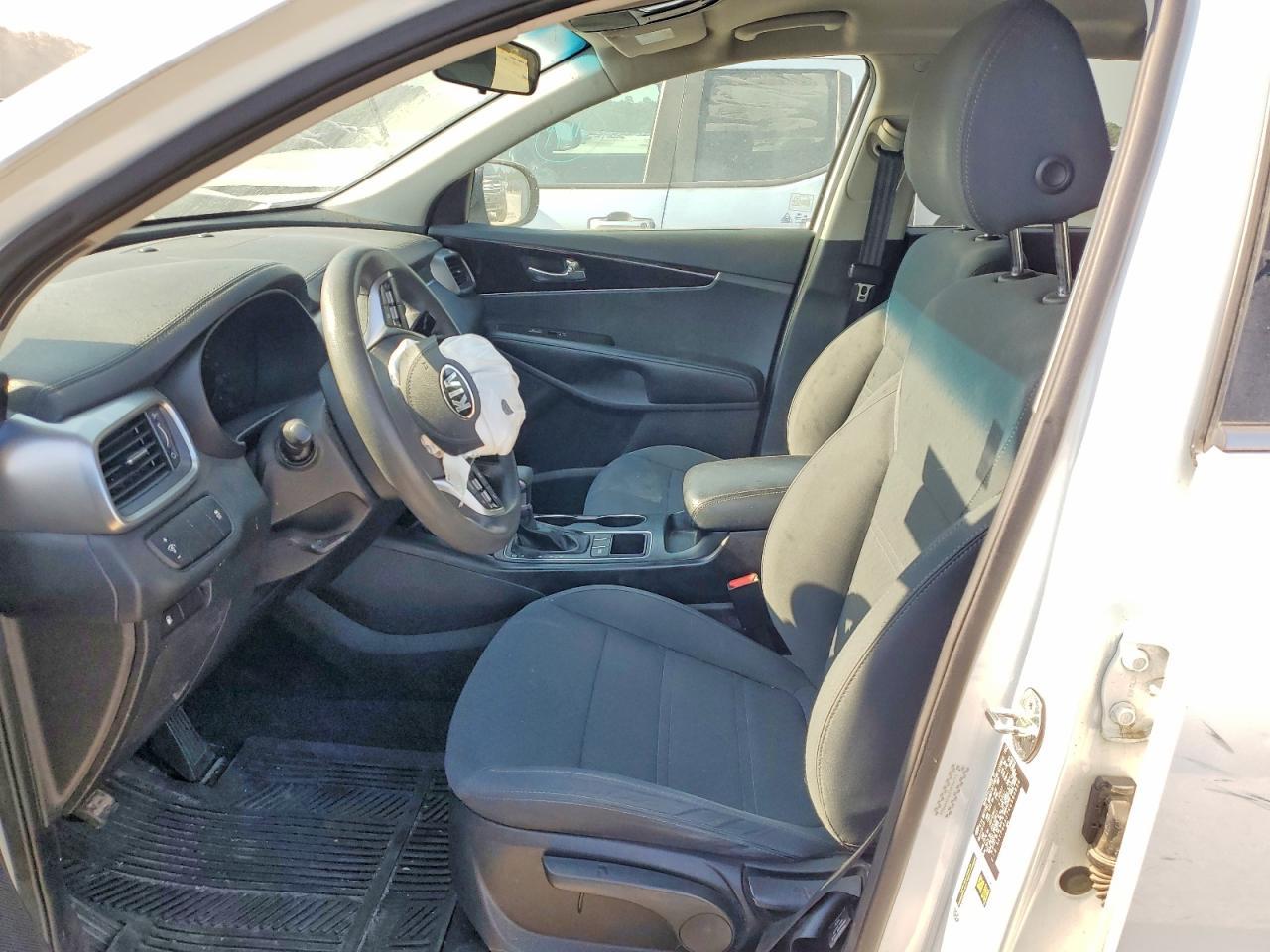 2017 Kia Sorento - Фото 7