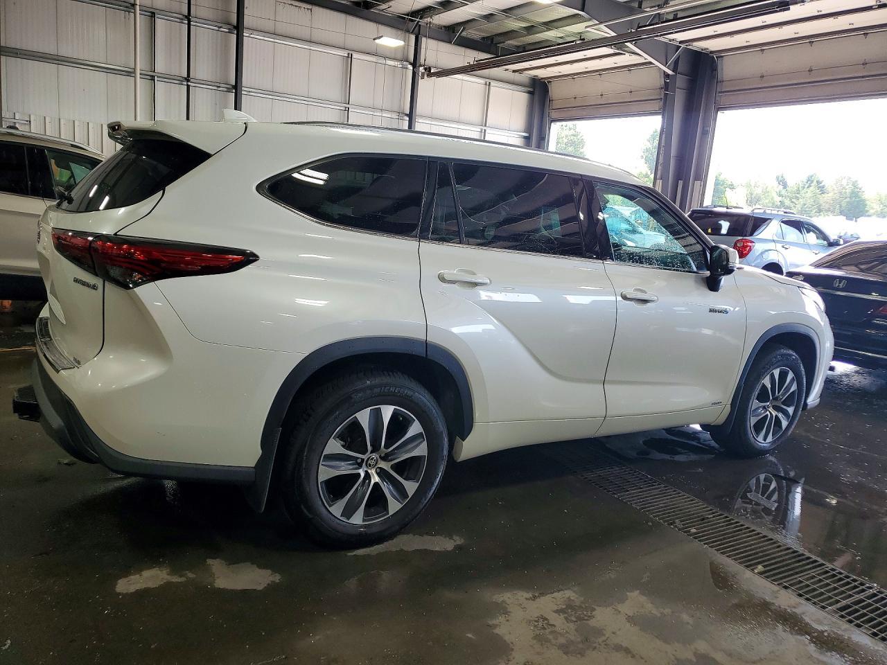 2020 Toyota Highlander Hybrid Xle - Фото 3