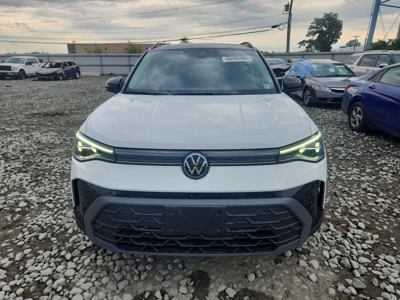 2025 Volkswagen Taos Se Black - Фото 5