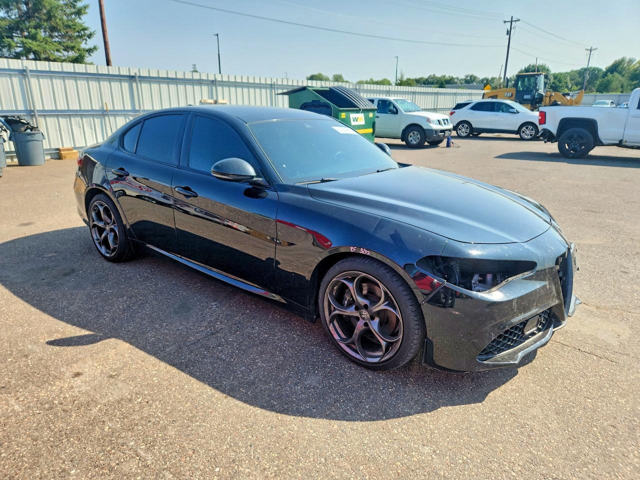 2020 Alfa Romeo Giulia Ti - Фото 4