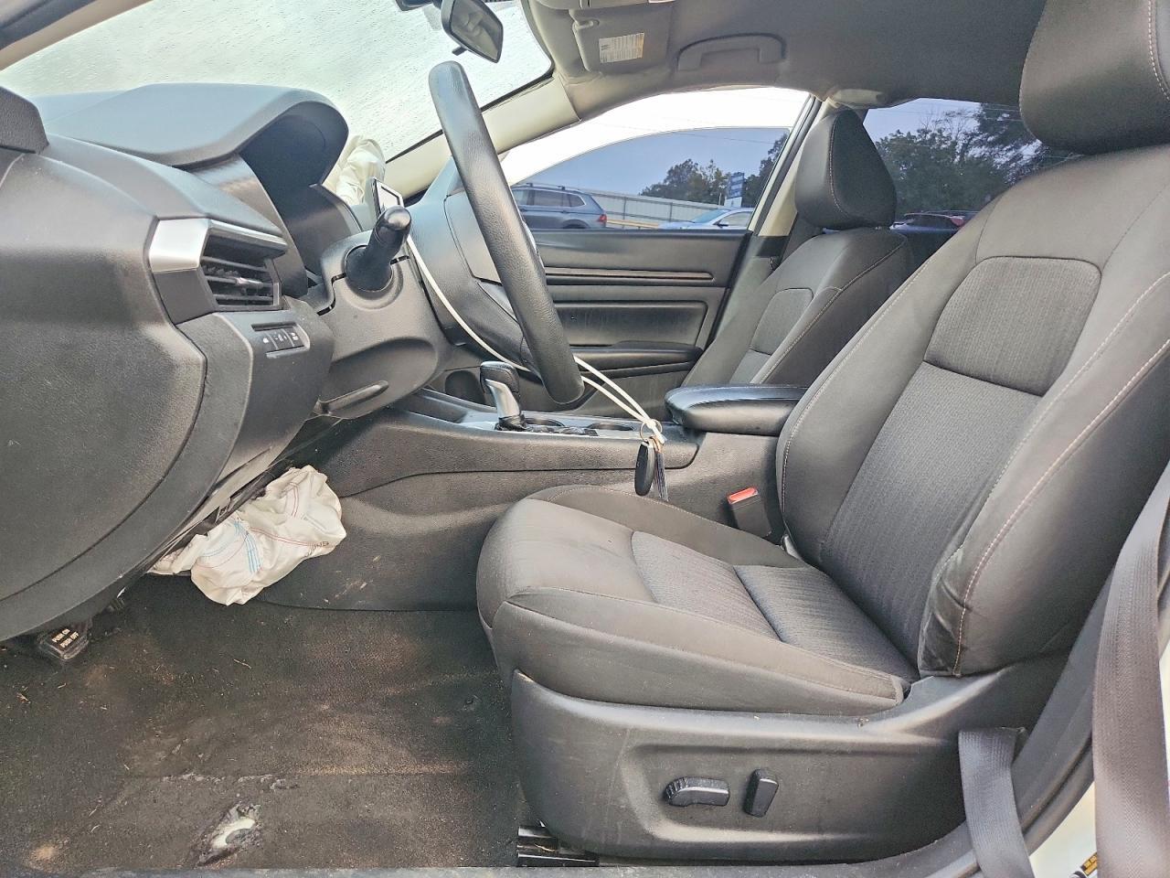 2021 Nissan Altima S - Image 7
