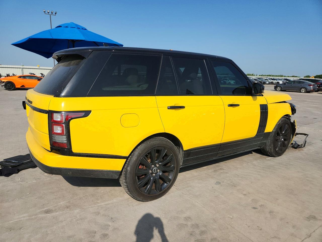 2015 Land Rover Range Rover Supercharged - Image 3
