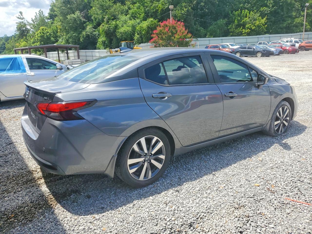 2020 Nissan Versa Sr - Image 3