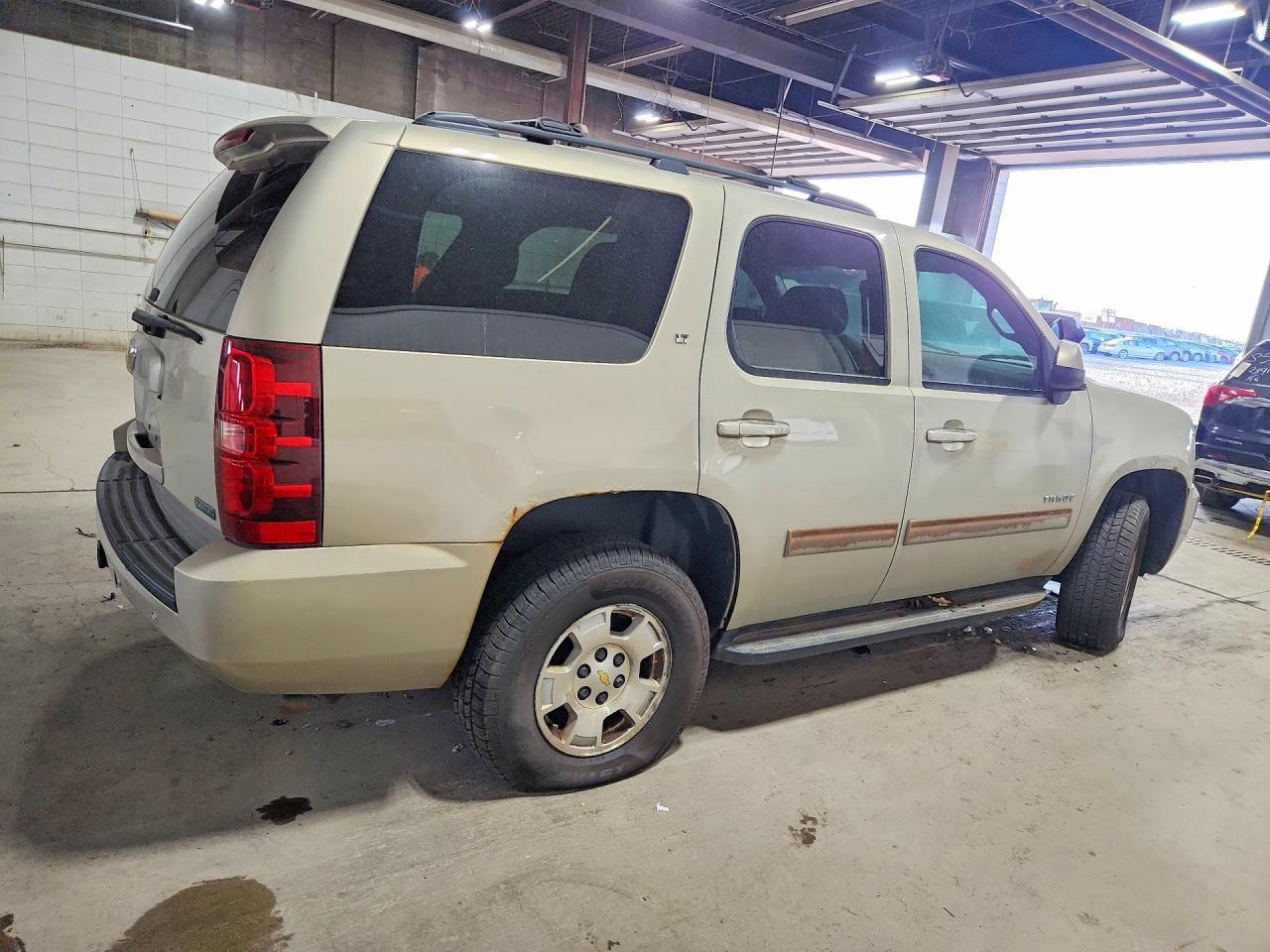 2012 Chevrolet Tahoe K1500 Lt - Image 3