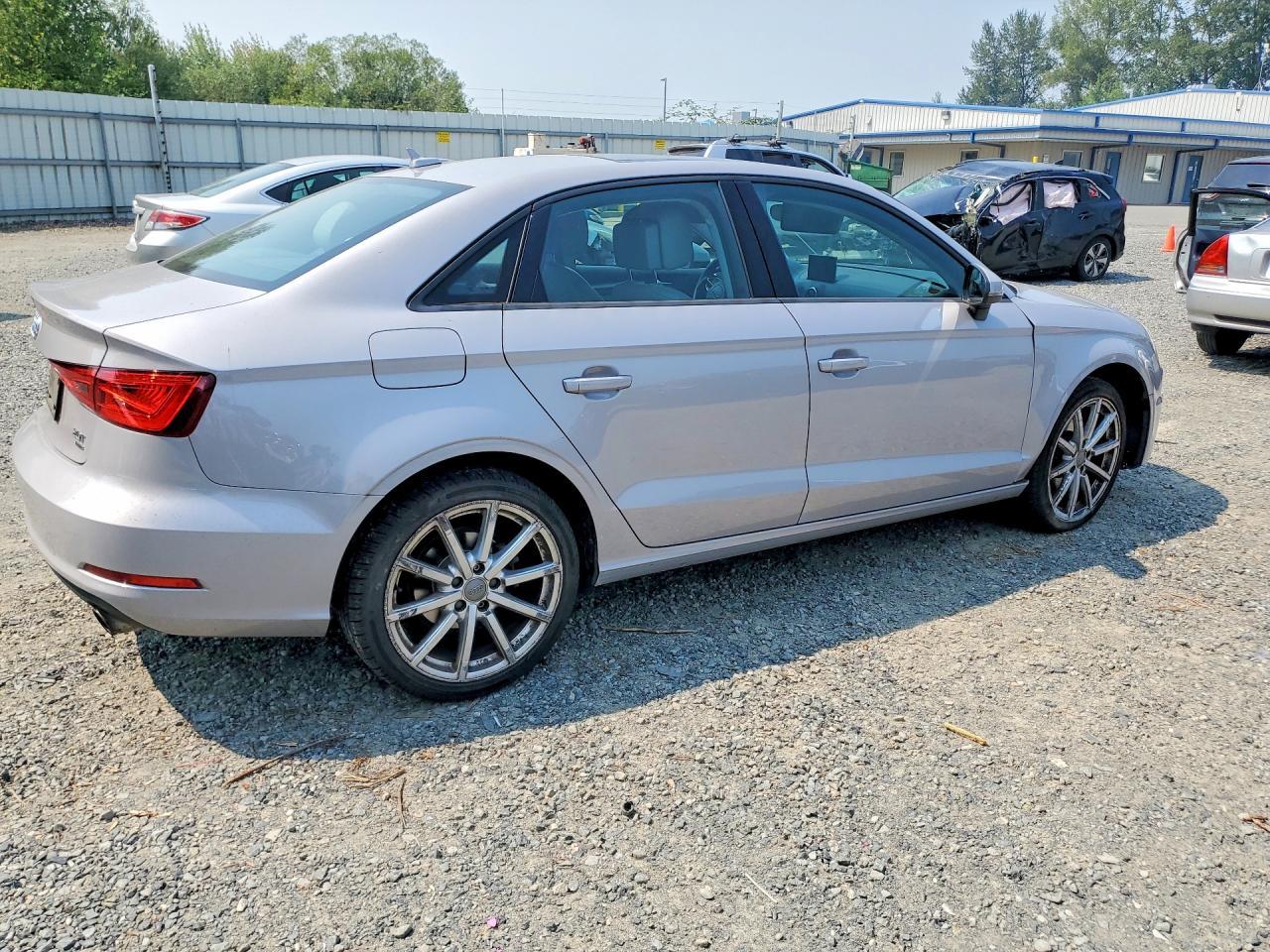 2015 Audi A3 Premium - Фото 3