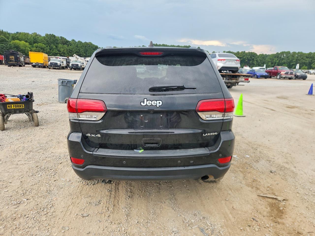 2021 Jeep Grand Cherokee Laredo - Фото 6