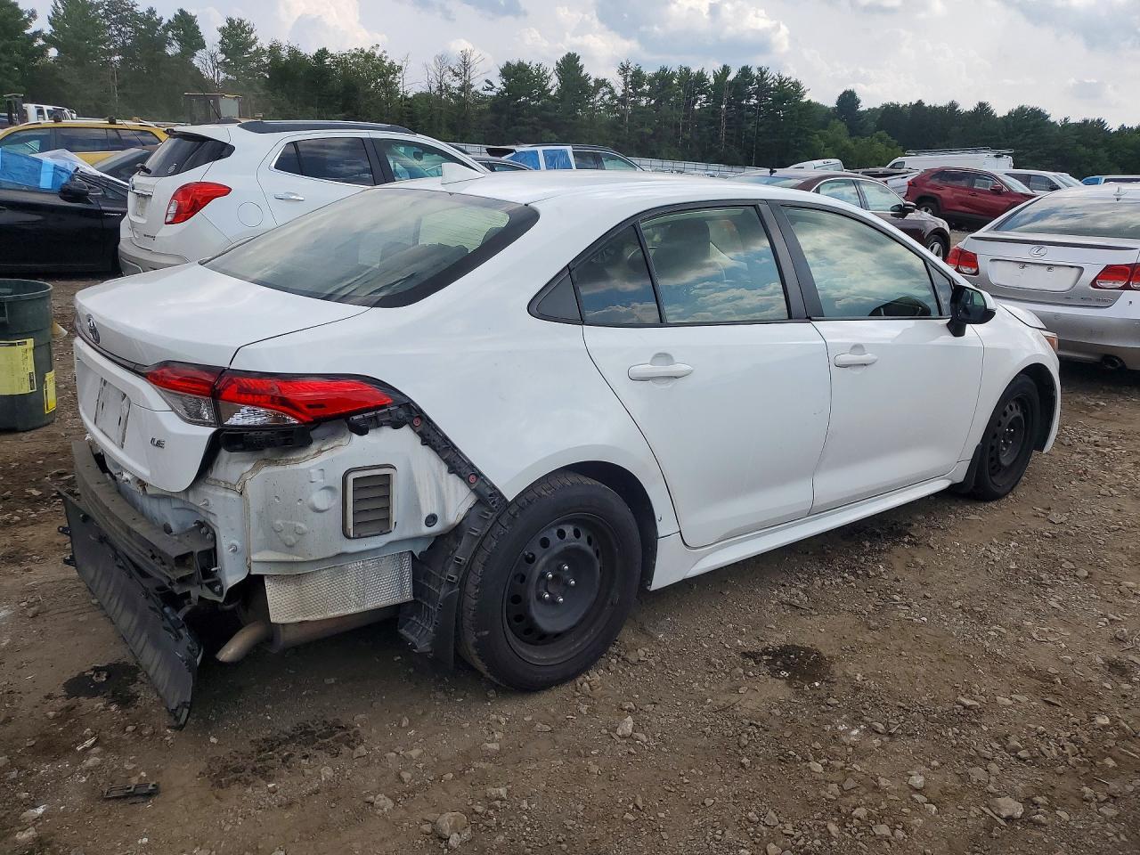 2020 Toyota Corolla Le - Image 3