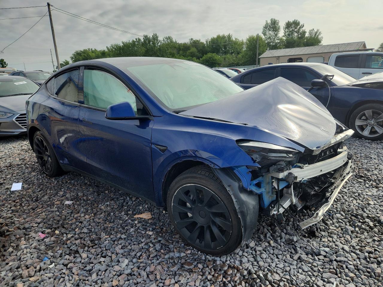 2023 Tesla Model Y - Фото 4