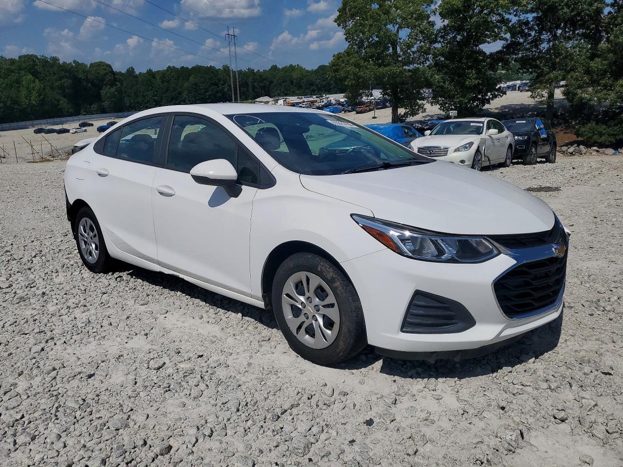 2019 Chevrolet Cruze Ls - Image 4