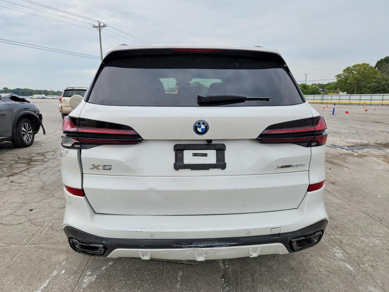 2026 BMW X5 xDrive50E - Фото 6