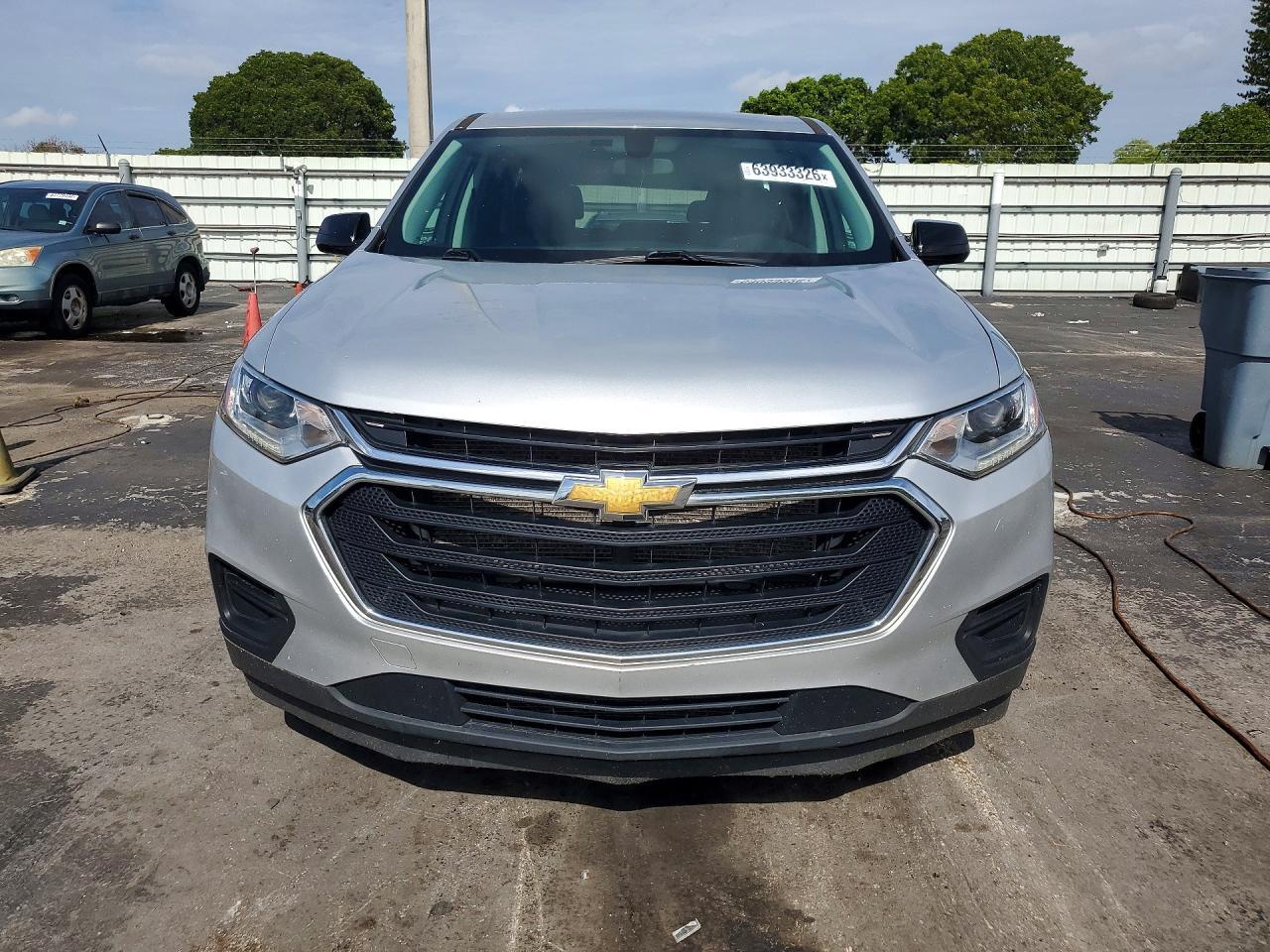 2020 Chevrolet Traverse Ls - Image 5