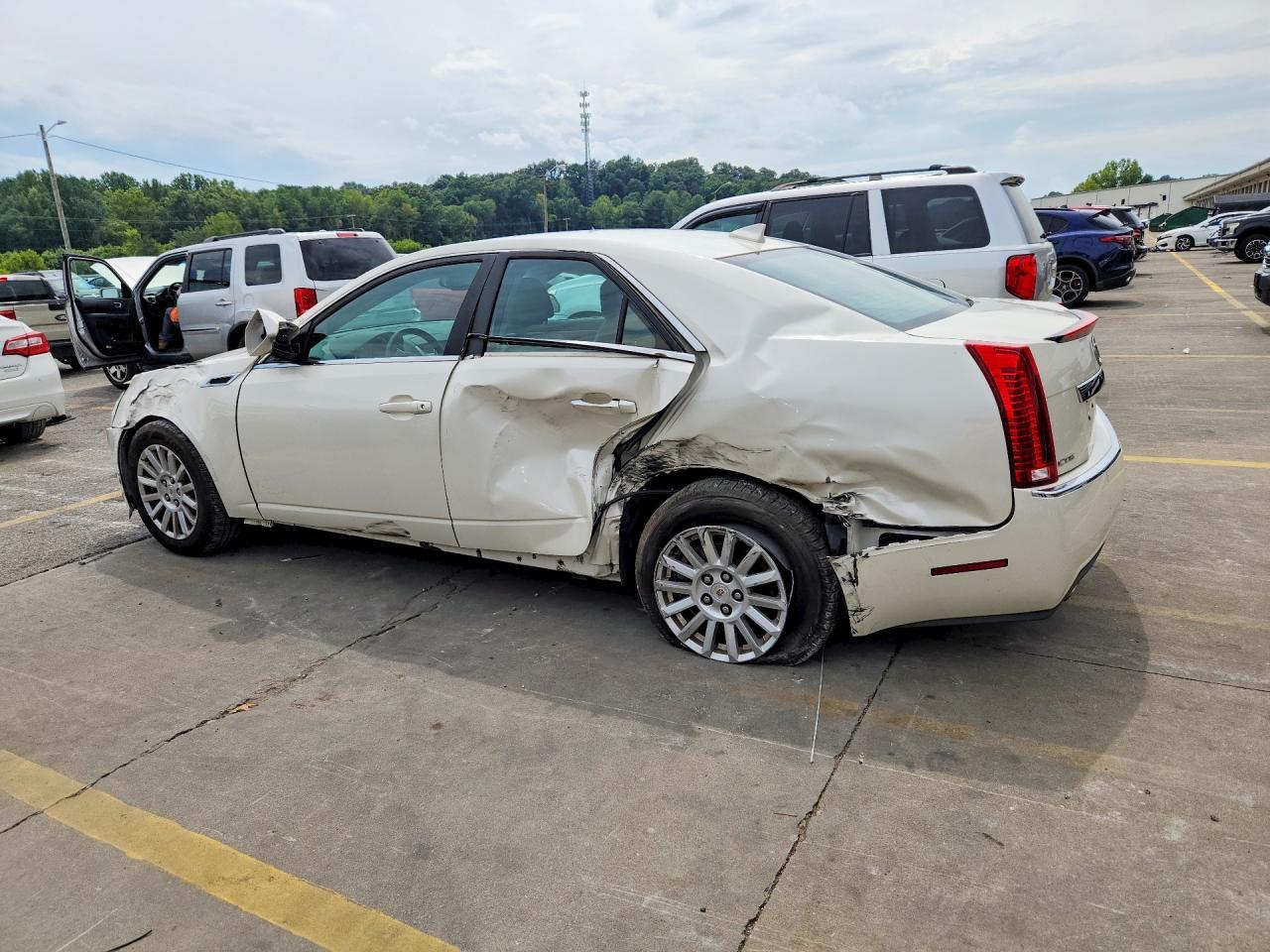 2012 Cadillac Cts - Image 2