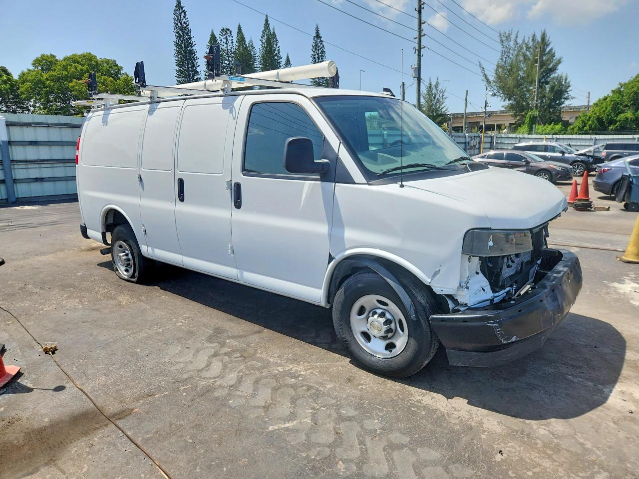 2024 Chevrolet Express G2500 - Image 4