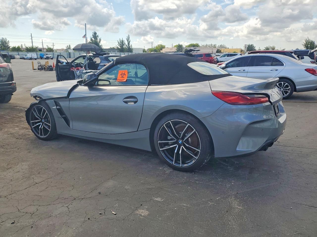 2024 BMW Z4 Sdrive30I - Фото 2
