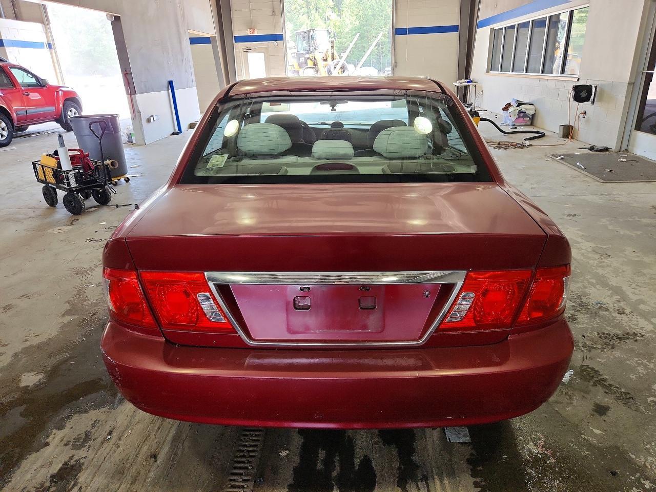 2004 Kia Optima Lx V6 - Image 6