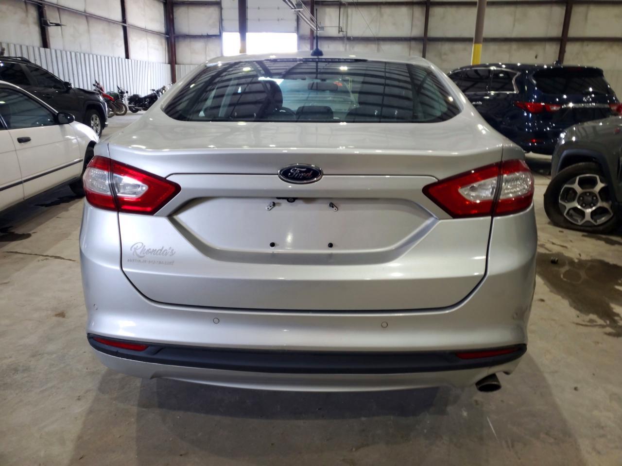 2015 Ford Fusion Se - Фото 6