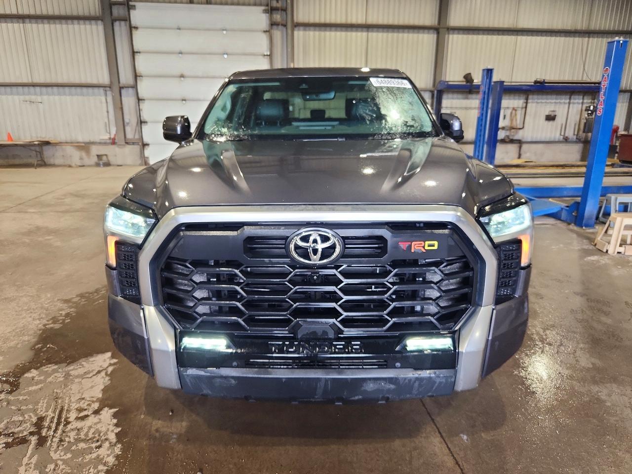 2023 Toyota Tundra Crewmax Limited - Фото 5