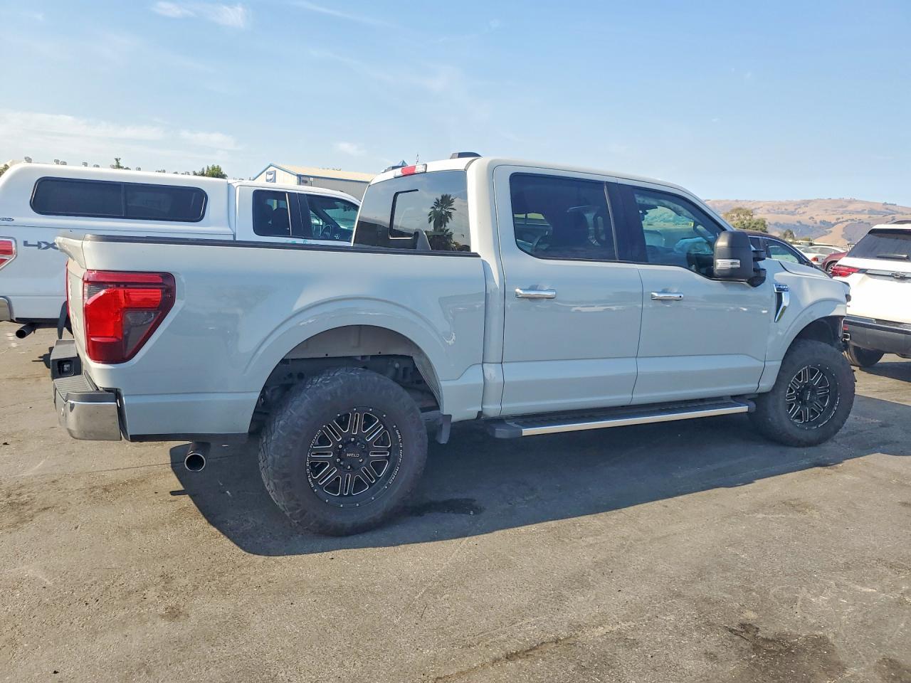2024 Ford F150 Xlt - Фото 3