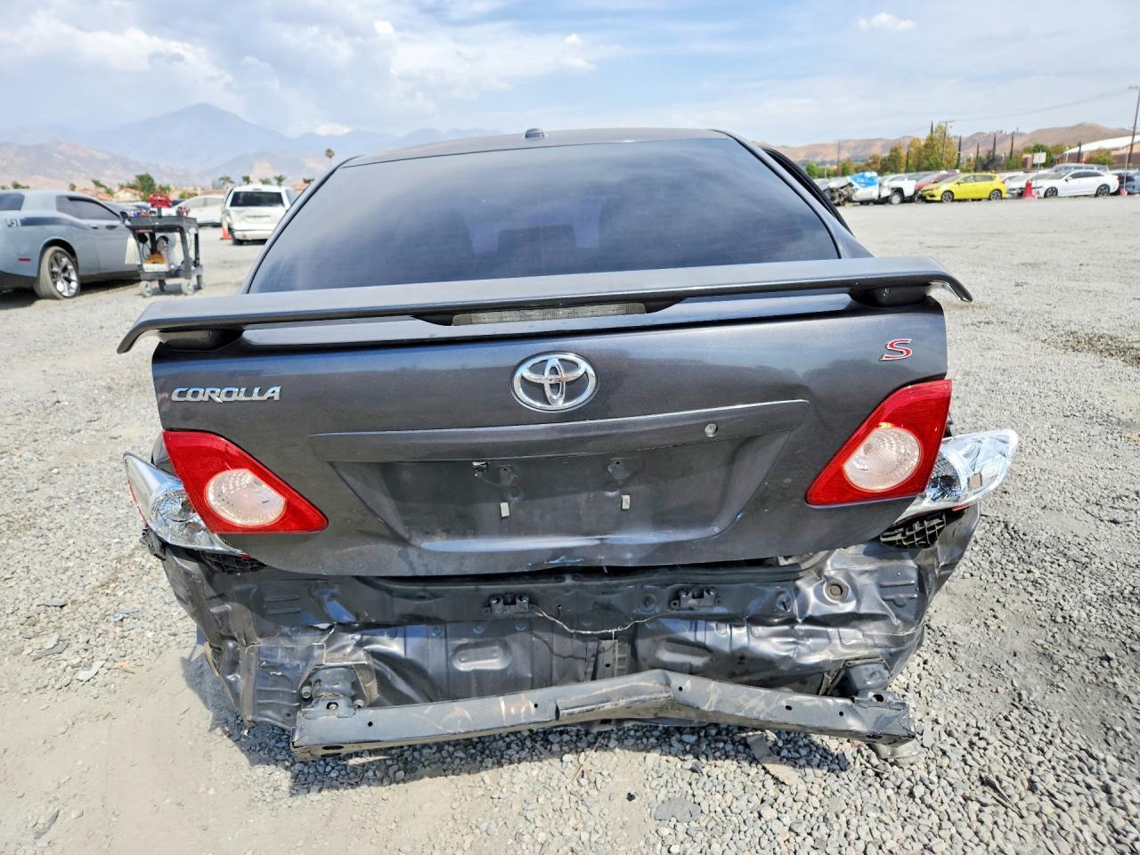 2009 Toyota Corolla S - Image 6