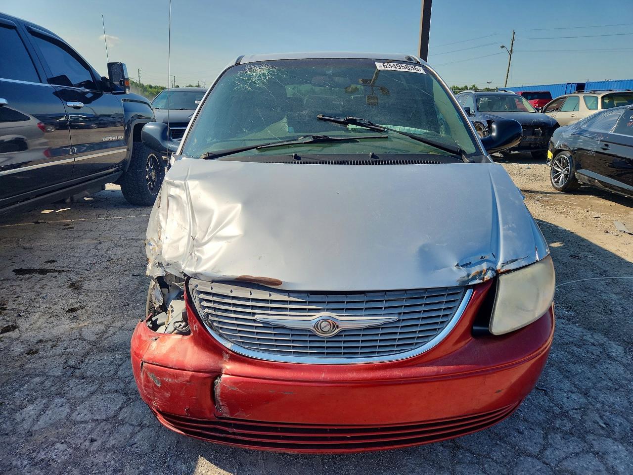 2002 Chrysler Town & Country Lx - Image 5