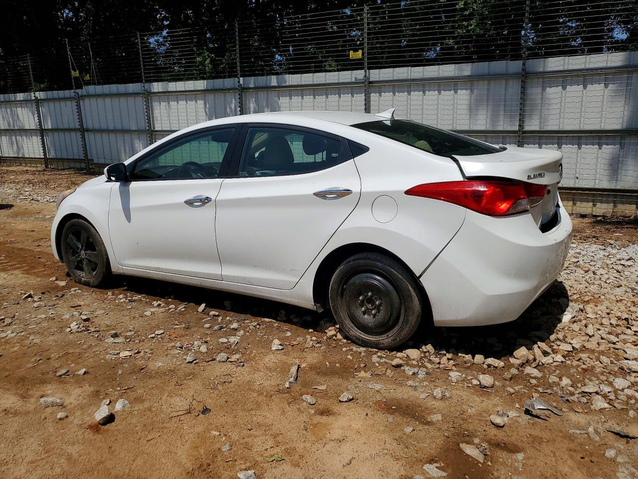 2013 Hyundai Elantra Gls - Фото 2