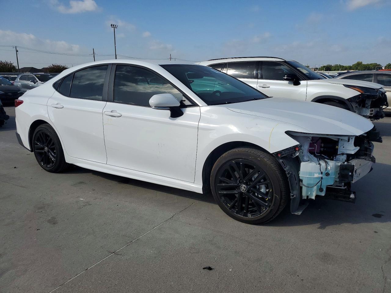 2026 Toyota Camry Se - Фото 4
