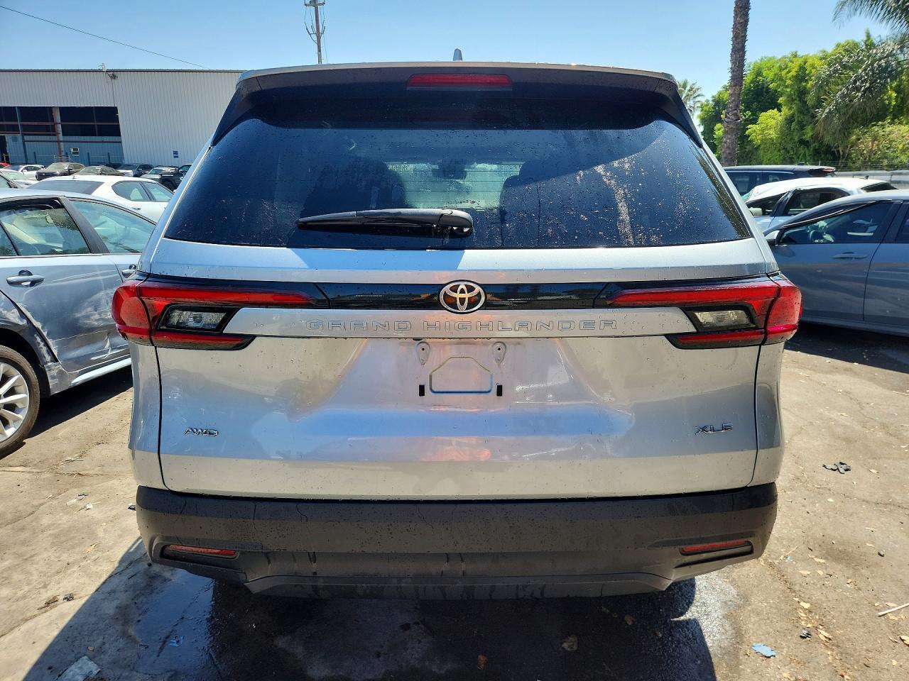 2025 Toyota Grand Highlander Xle - Фото 6