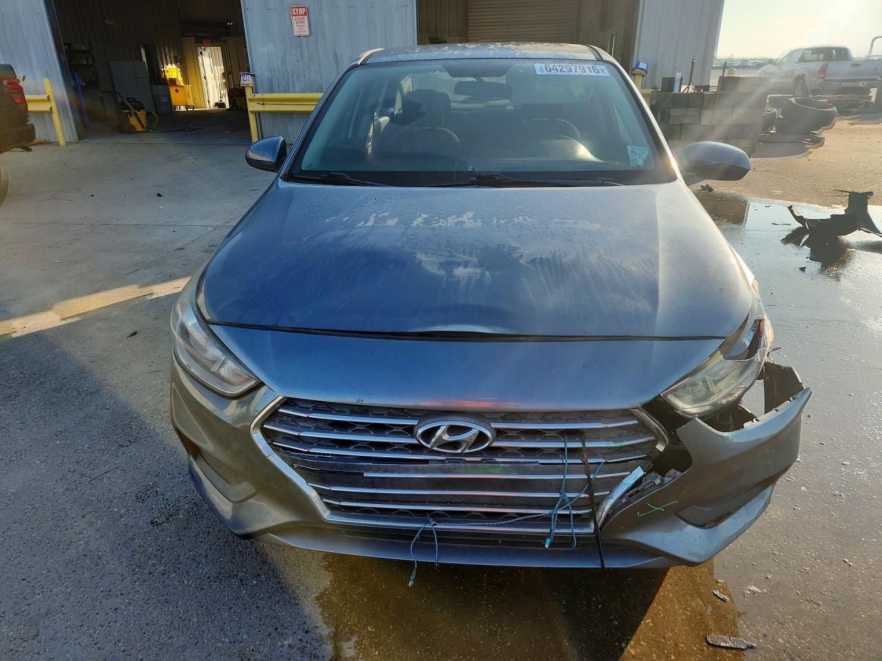 2019 Hyundai Accent Se - Фото 5