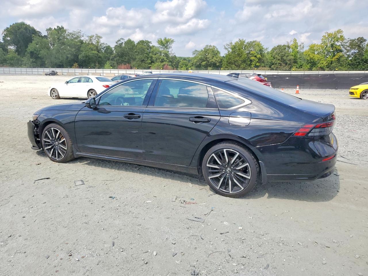 2024 Honda Accord Touring Hybrid - Фото 2