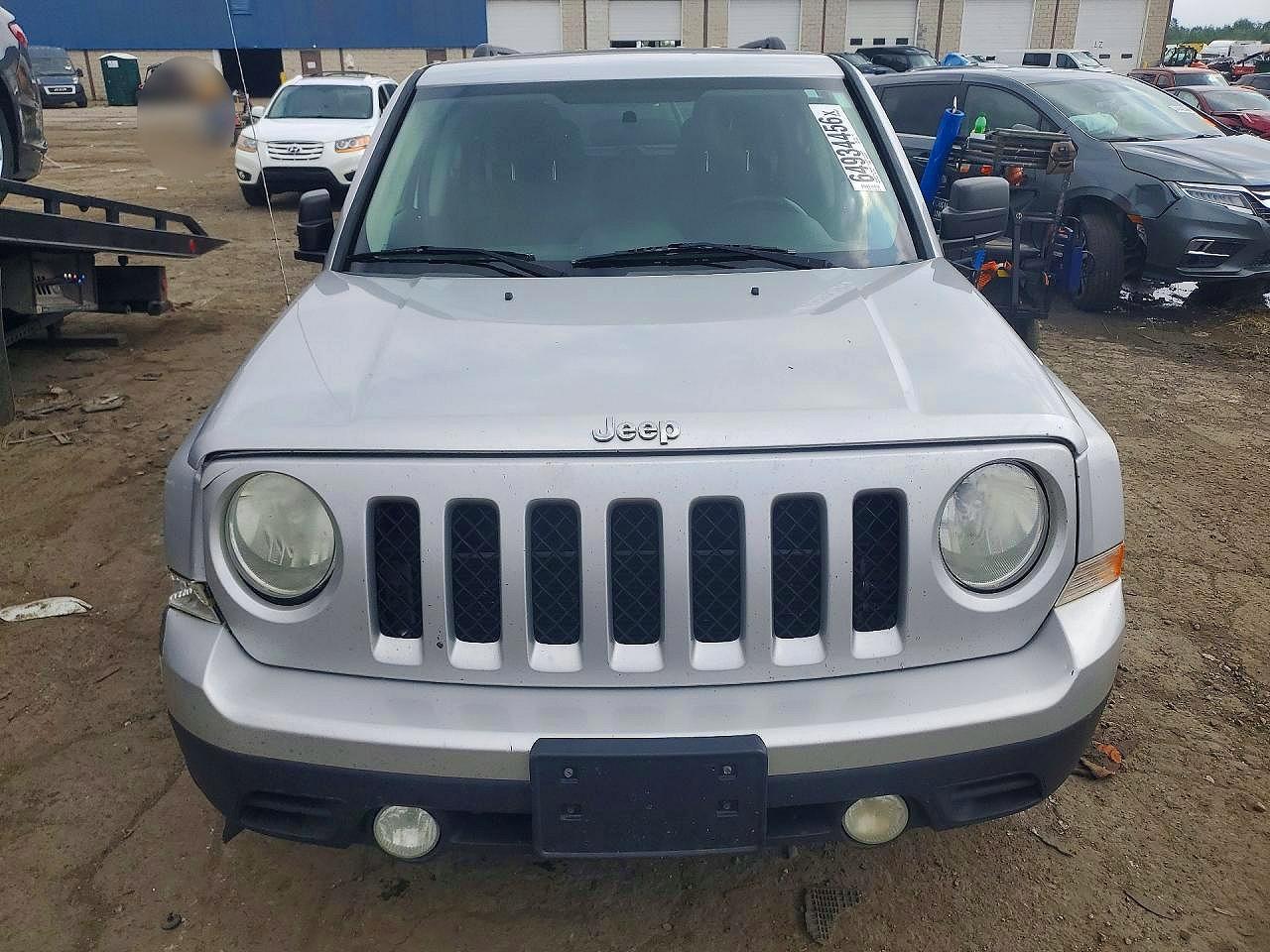 2014 Jeep Patriot Latitude - Фото 5