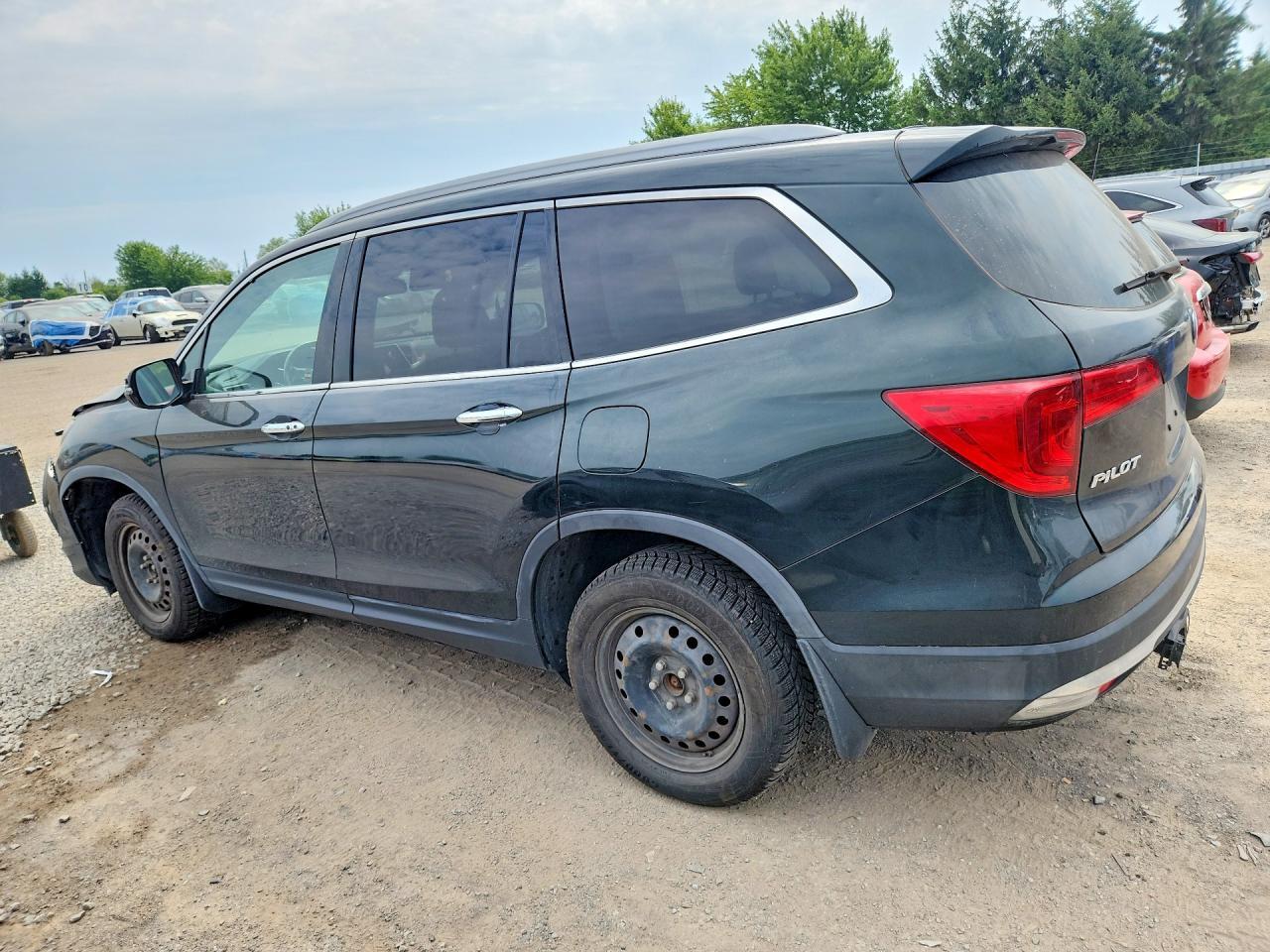 2017 Honda Pilot Touring - Фото 2