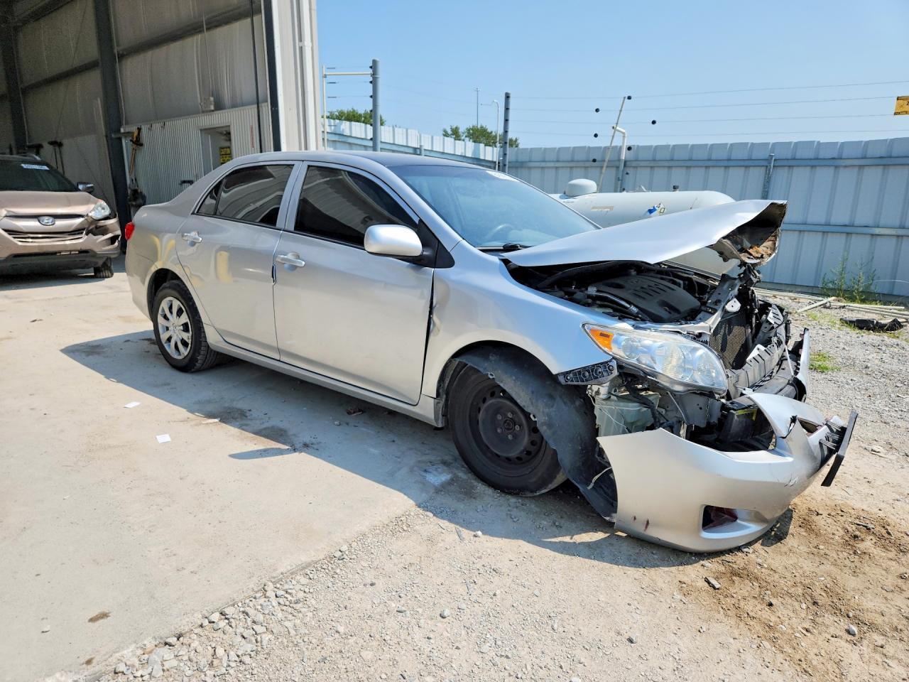 2010 Toyota Corolla Le - Image 4