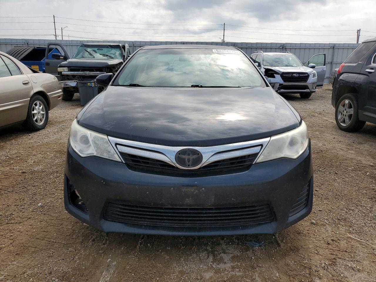 2012 Toyota Camry Le - Фото 5