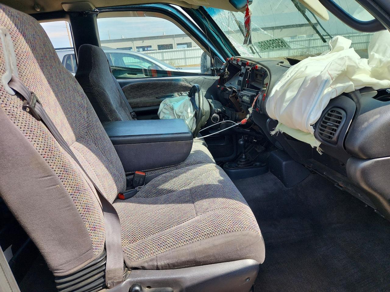 1998 Dodge Ram 2500 - Фото 7